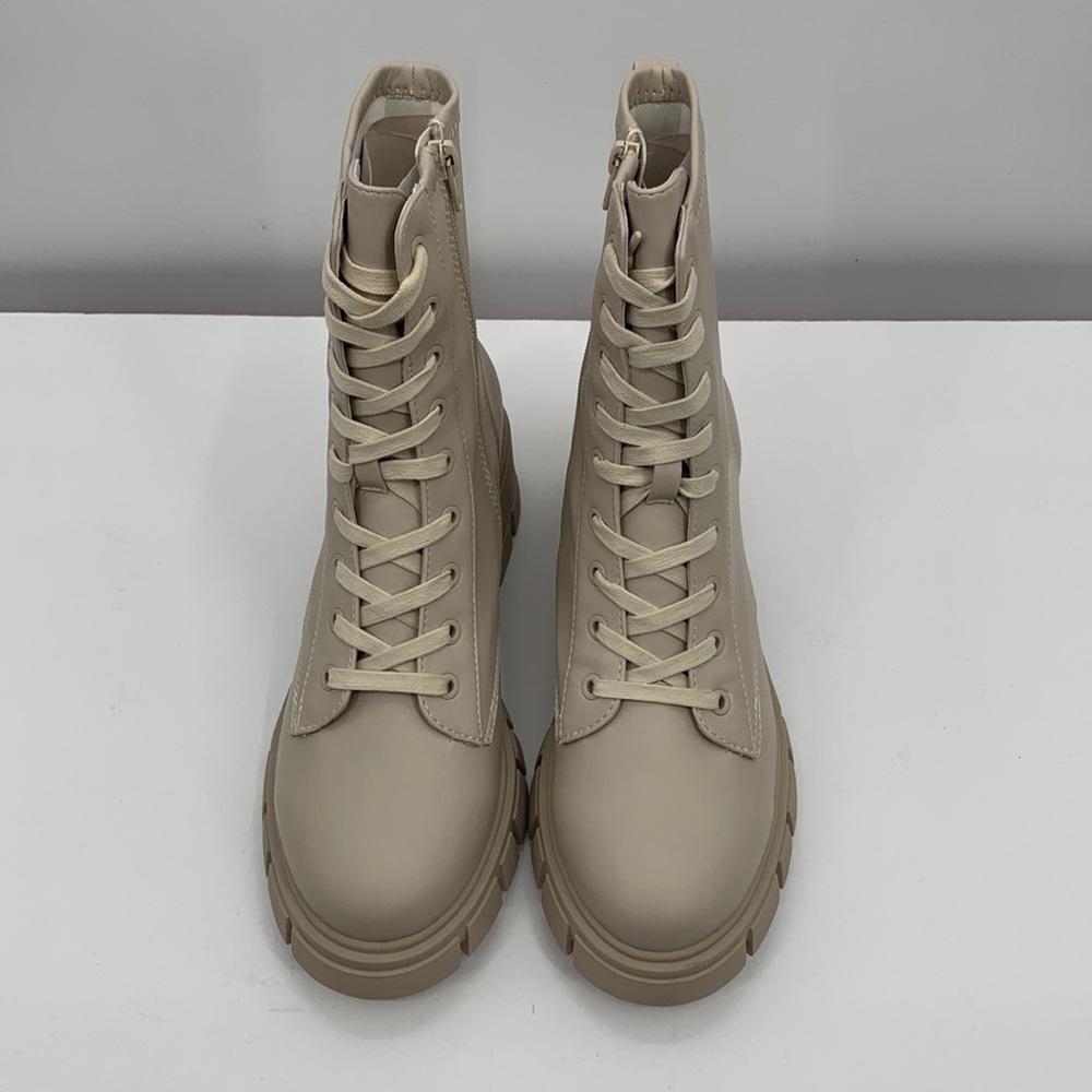 Call It Spring ROBYNN STRETCH PLATFORM LUG BOOT Size 11
